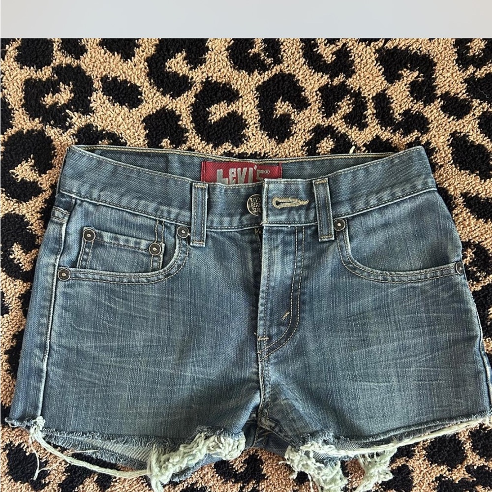 Levi’s red tab vintage low waist jean shorts